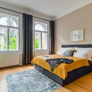 https://kaizl-park-residence.praguehotelsweb.com