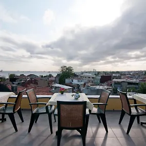 Magnificent Hotel